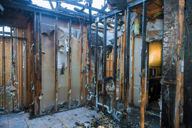 Professional Soot Cleanup technician working in Avenue B and C, AZ